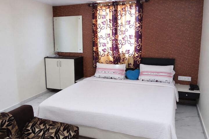 Room 14 of 17