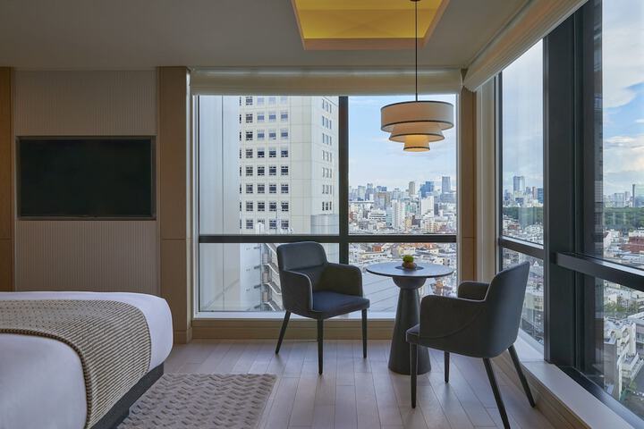 Room 16 of 163