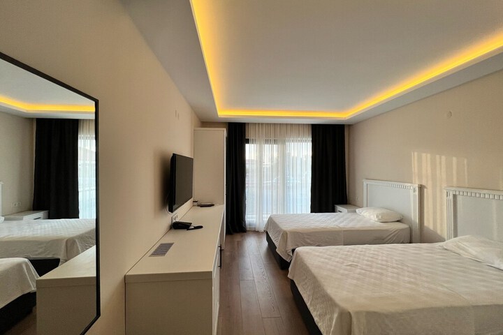 Room 3 of 26