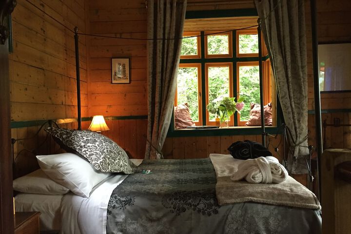 Room 3 of 39
