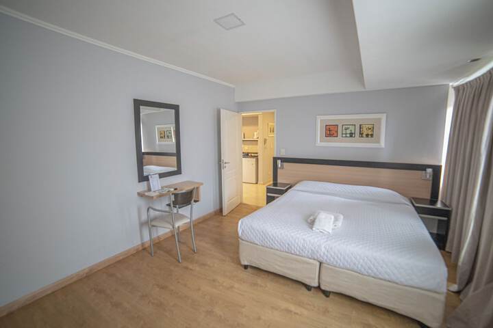 Room 15 of 34