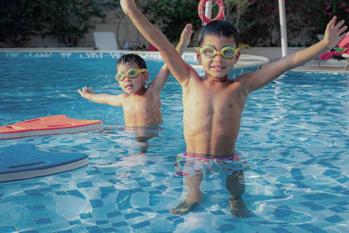 Pool 77 of 142