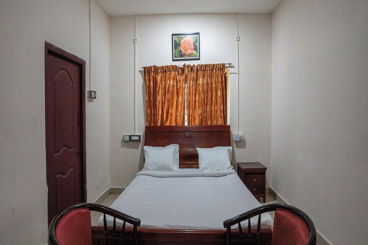 Room 26 of 53