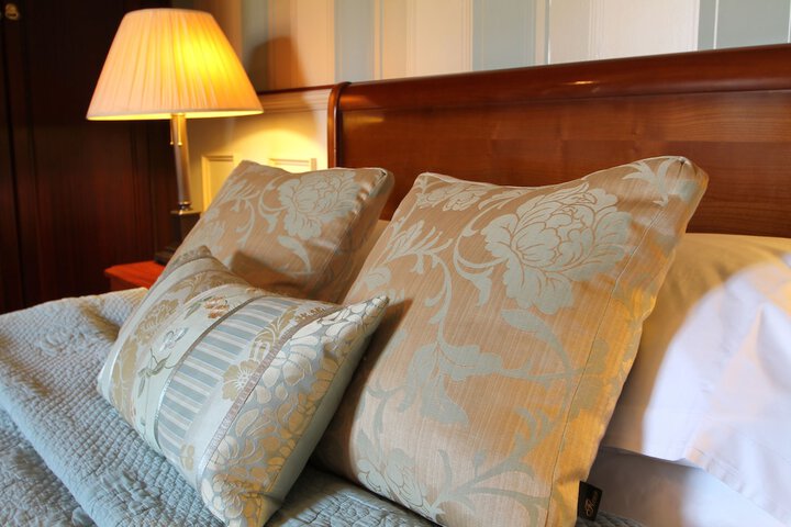 Room 6 of 40
