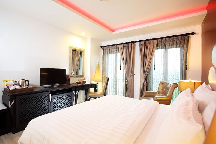 Room 30 of 79