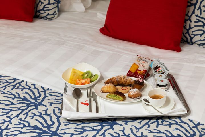Room amenity