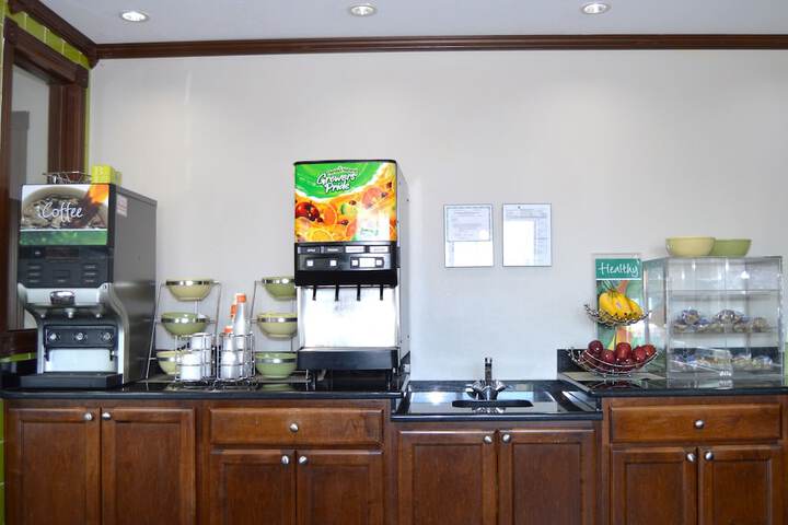 Breakfast buffet