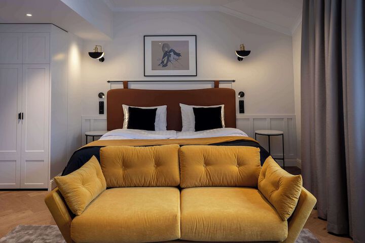 Room 41 of 76