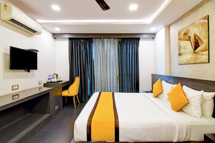 Room 44 of 117