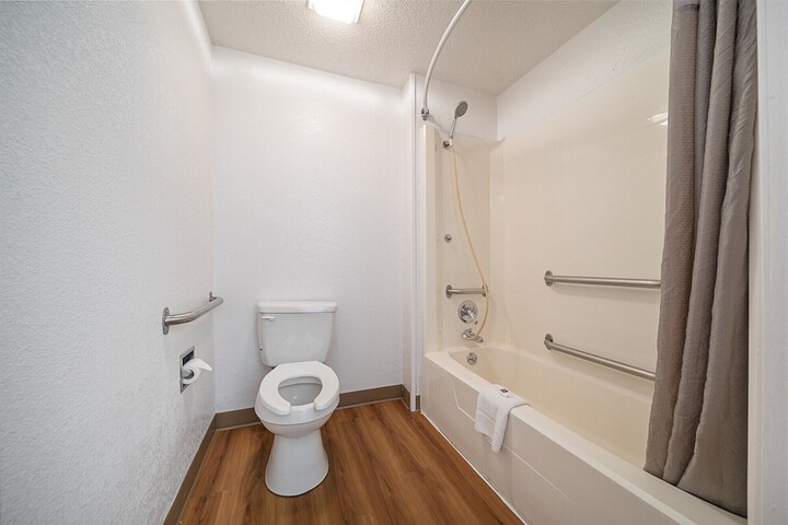 Room 20 of 26