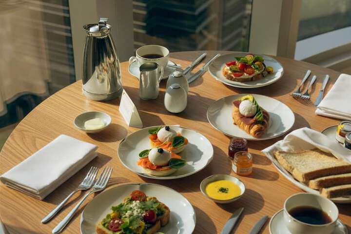 Breakfast/Coffee Service 111 of 140