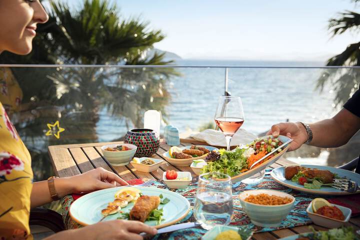 Dining 84 of 155