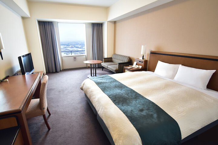 Room 10 of 85