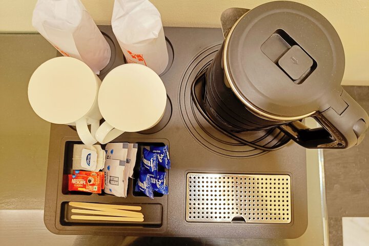 Breakfast/Coffee Service 46 of 71