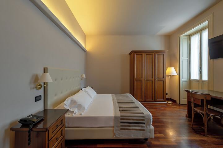 Room 12 of 61