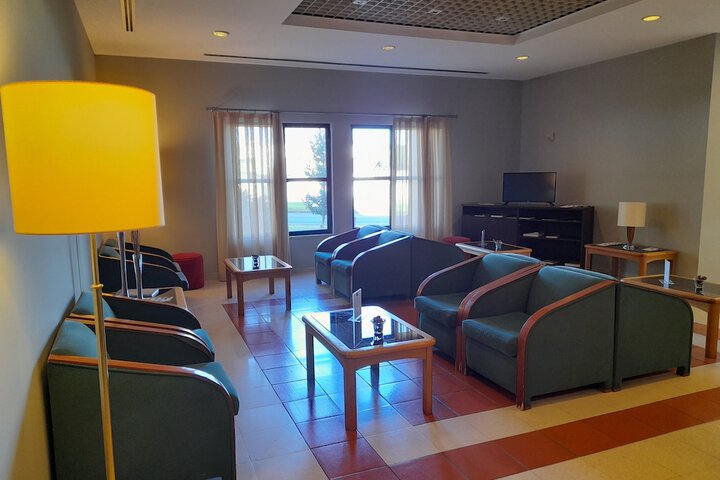 Room 19 of 37