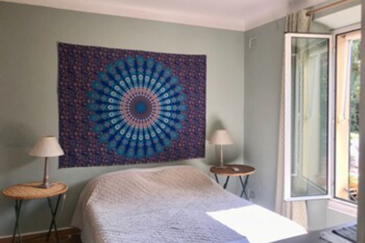 Room 31 of 49