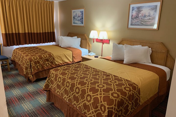 Room 14 of 26