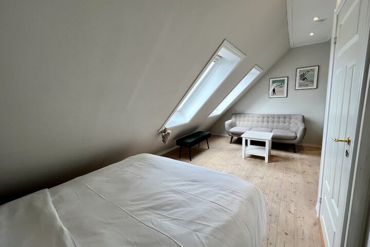 Room 10 of 61
