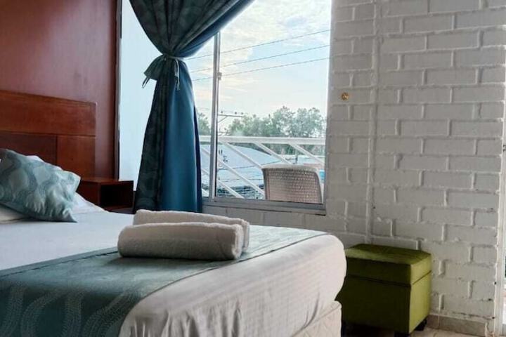 Room 10 of 46