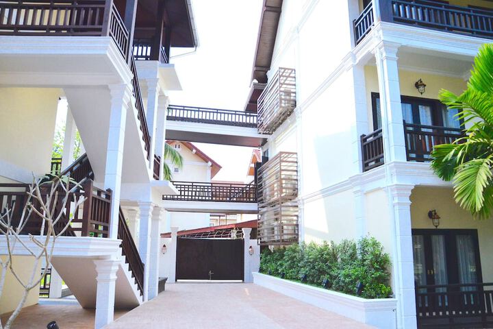Hotel 66 of 68
