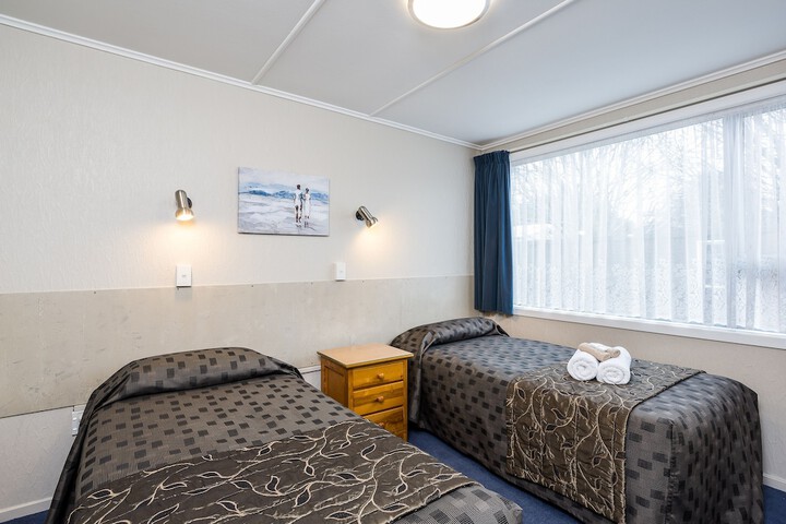 Room 7 of 35