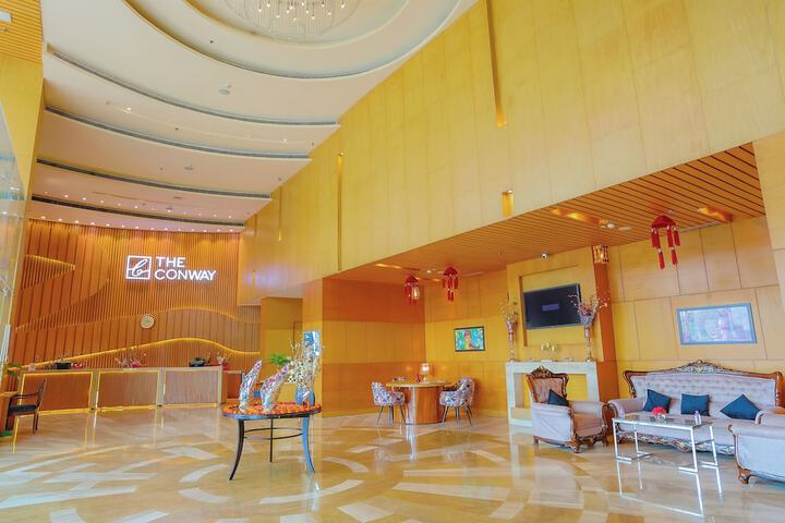 Hotel Interior 10 of 113