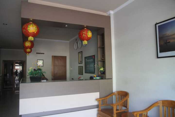 Room Service Photo