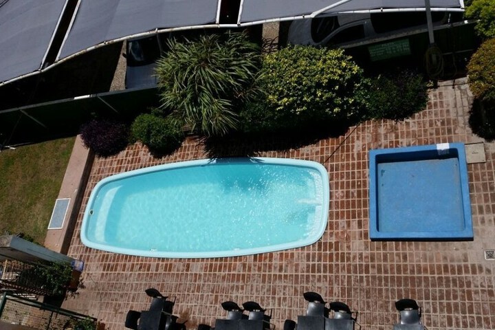 Pool 13 of 17