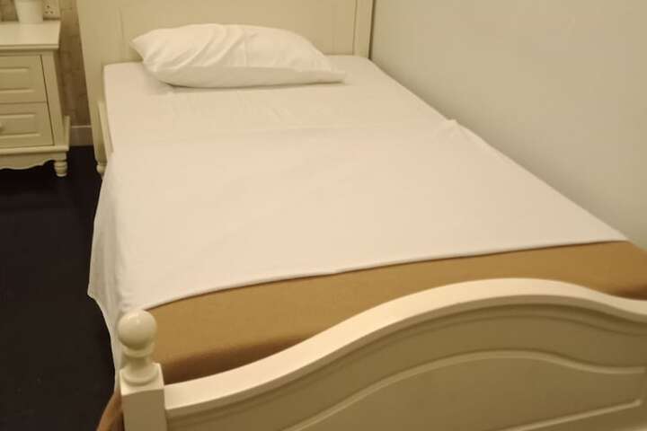 Room 14 of 69