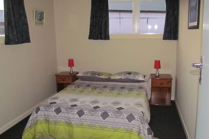 Room 13 of 74