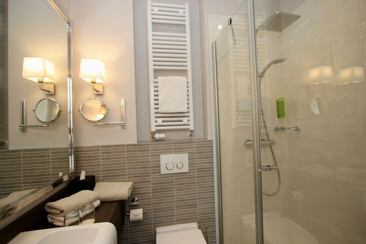 Bathroom Interior Photo