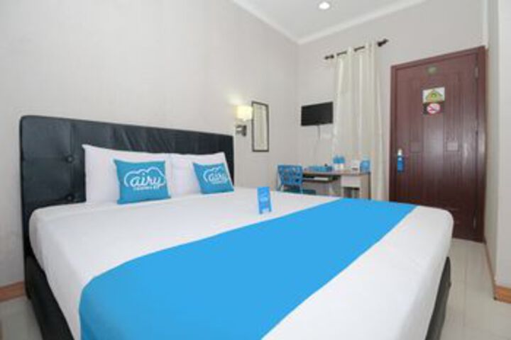 Airy Ranotana Sario Sam Ratulangi 222 Manado