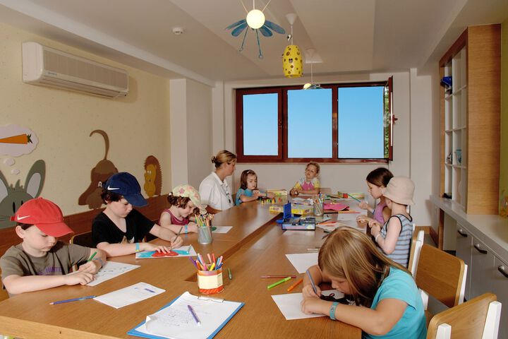 Childrens Activities 34 of 45