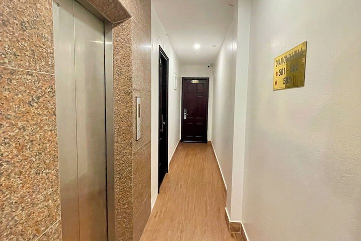 Ballroom/Hall 101 of 113