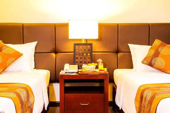 Room 7 of 43