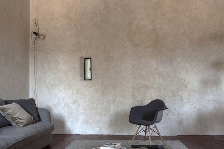 Room 9 of 47