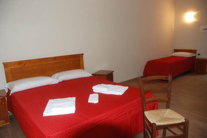 Room 2 of 17