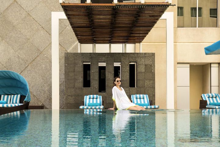 Hotel with Pool