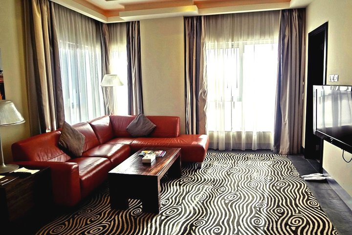 Room 8 of 31