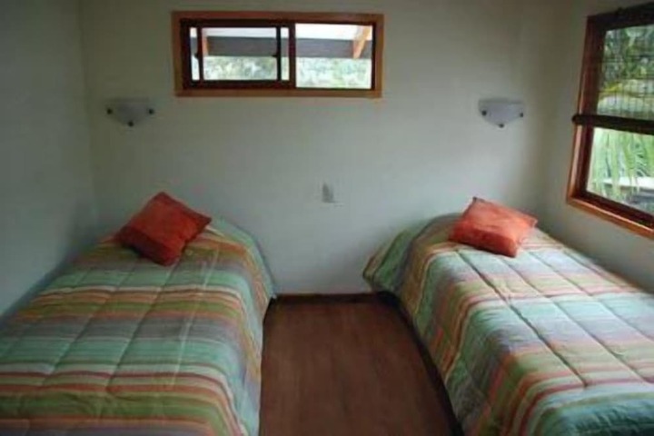 Room 8 of 28