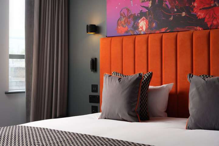 Room 25 of 70