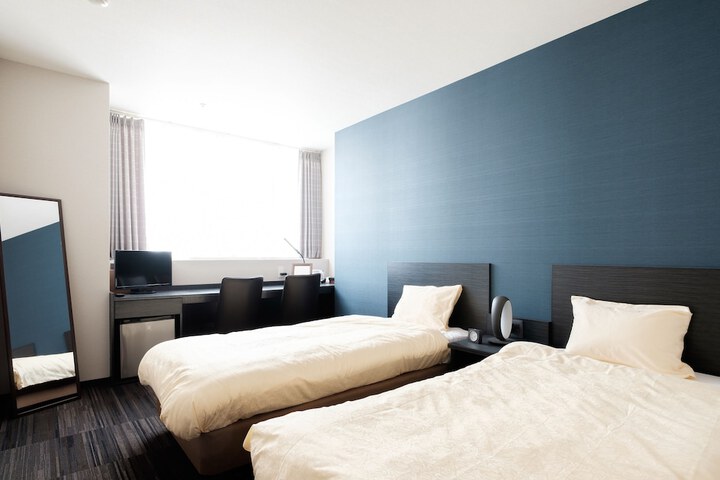 Room 13 of 55
