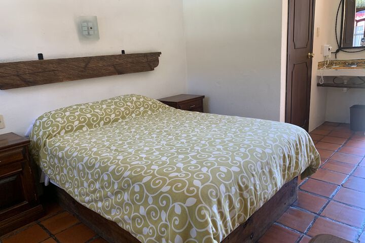 Room 12 of 56