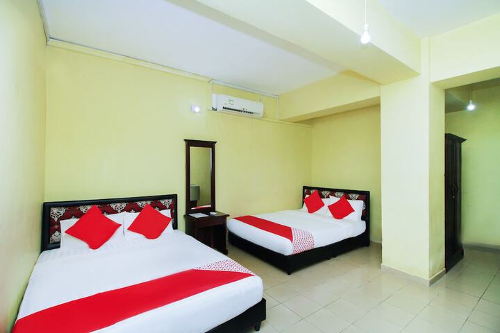 Room 42 of 70