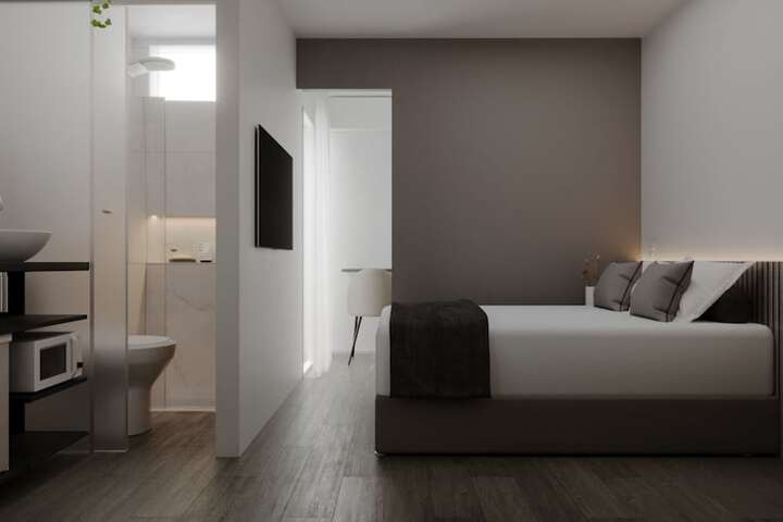 Room 2 of 10