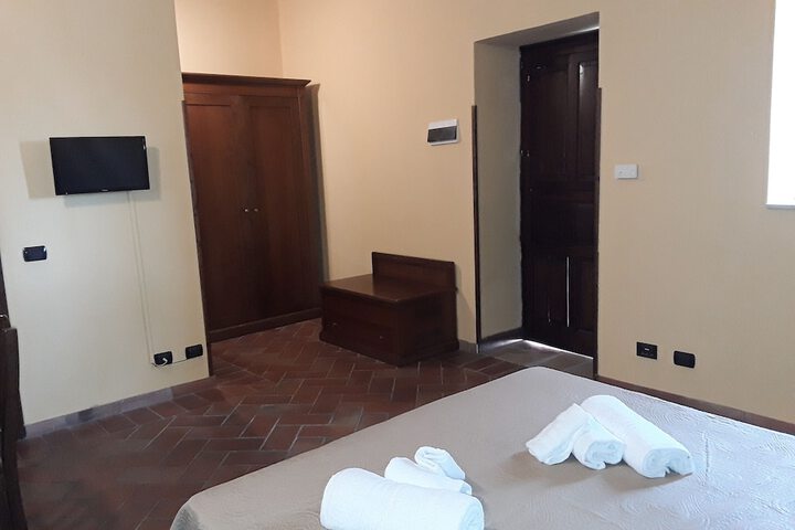 Room 41 of 106