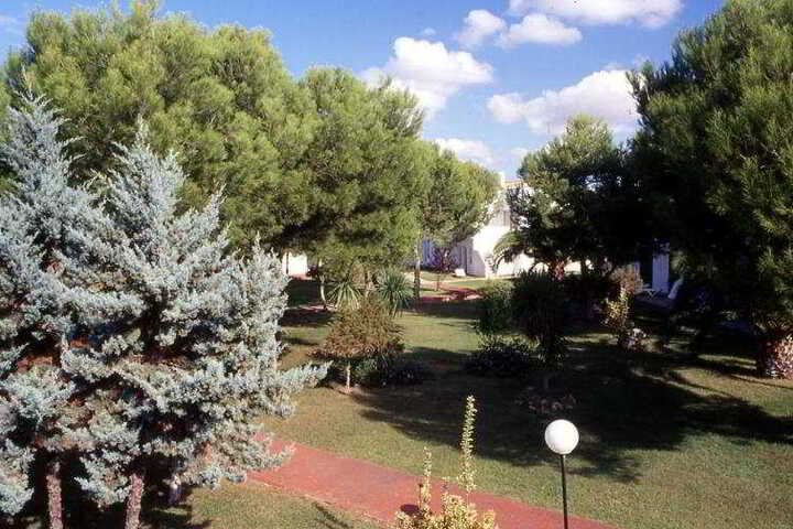 Las Brisas Playa Park Apts