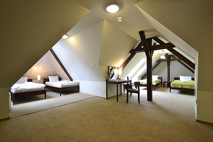 Room 5 of 41