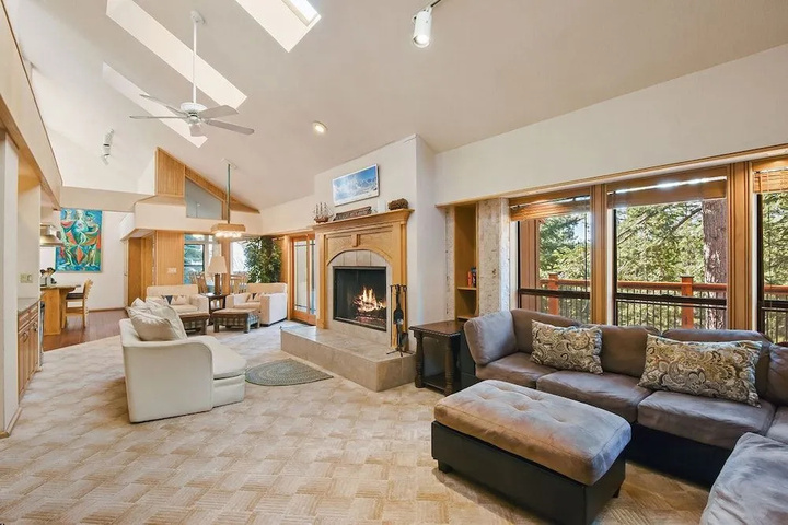 Photo of Sunset Lodge